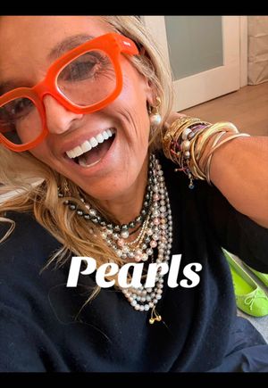 Video post by @shop.with.caroline on TikTok