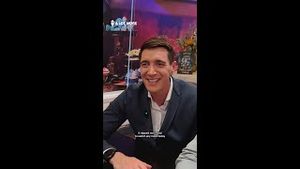 Video post by @warnerbrostv on YouTube