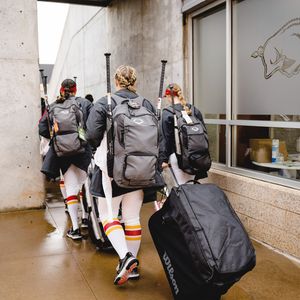 Image post by @iowastatesoftball on Instagram