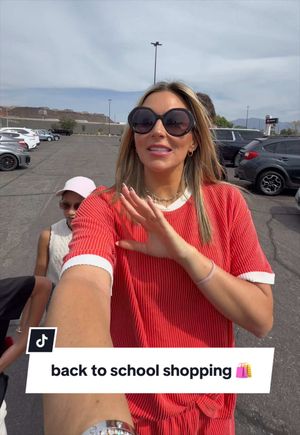 Video post by @kristiipartyof6 on TikTok