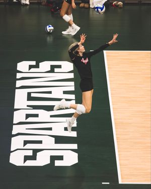 Image post by @HuskerVB on Twitter