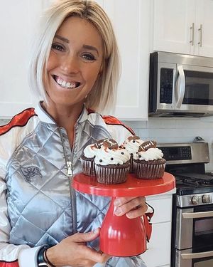 Image post by @theblondewhobakes on Instagram
