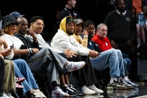 Image post by @moda_center on Instagram