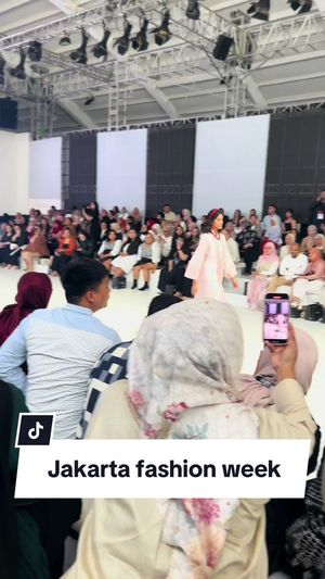 Video post by @shabrinaadfii on TikTok