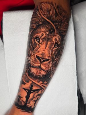 Image post by @thalestattoo13 on Instagram