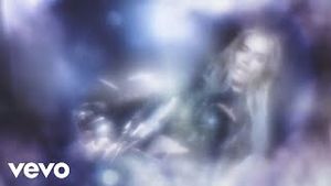 Video post by @karolgvevo on YouTube