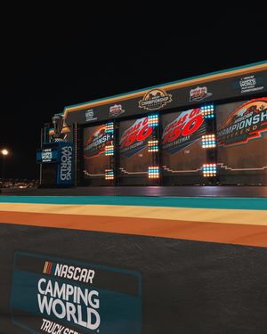 Image post by @phoenixraceway on Instagram