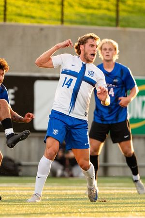 Image post by @creightonmsoc on Twitter