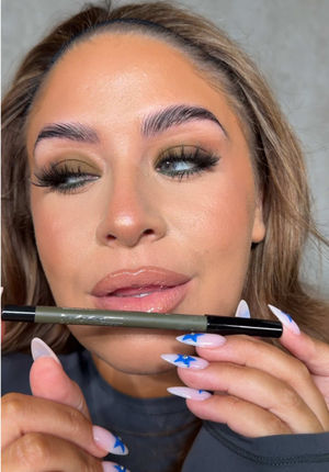 Video post by @beckymorganmakeup on TikTok