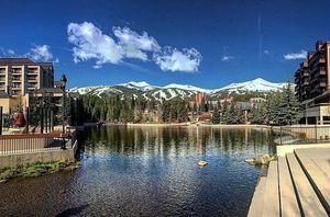 Image post by @breckenridgemtn on Instagram