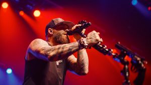 Image post by @brantleygilbert on Twitter