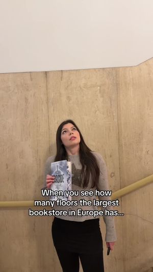 Video post by @alex.aster on TikTok