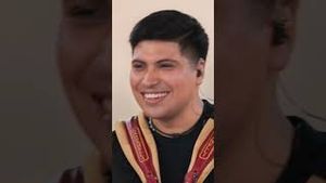 Video post by @telemundo on YouTube