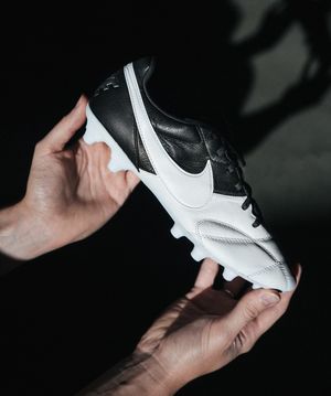 Image post by @soccerdotcom on Instagram