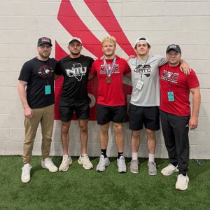 Image post by @niu_wrestling on Instagram