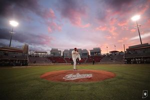 Image post by @indianabase on Instagram