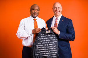 Image post by @illinois_alumni on Instagram