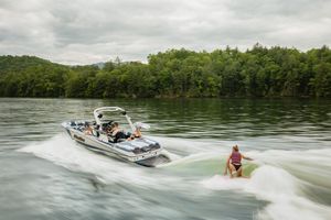 Image post by @malibuboats on Instagram