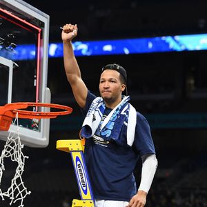 Image post by @novambb on Instagram