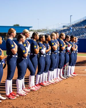 Image post by @usasoftball on Instagram