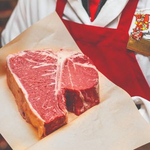 Image post by @stewleonards on Instagram