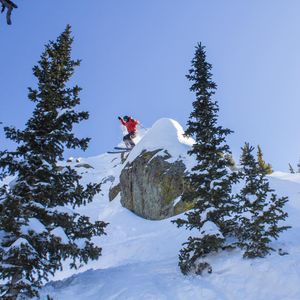 Image post by @skitaos on Instagram