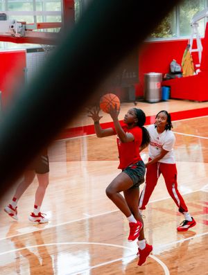 Image post by @packwomensbball on Instagram