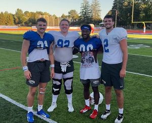 Image post by @HanoverFTBL on Twitter