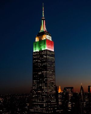 Image post by @empirestatebldg on Instagram