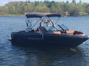 Image post by @MuskokaBoatGallery on Facebook
