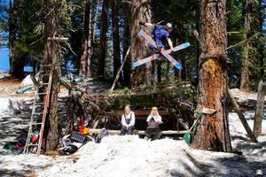 Image post by @j_skis on Instagram