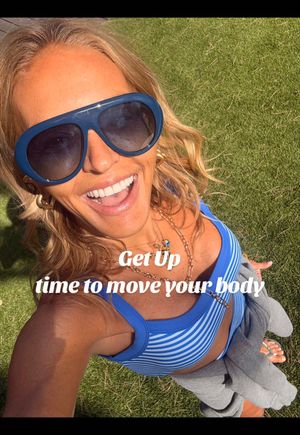 Video post by @shop.with.caroline on TikTok