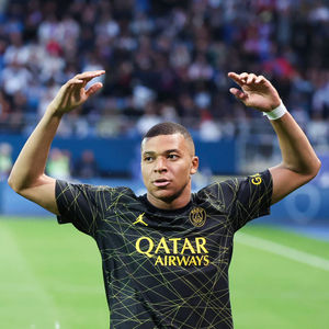 Image post by @psg on Instagram