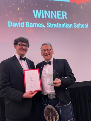 Image post by @StrathallanSchl on Twitter