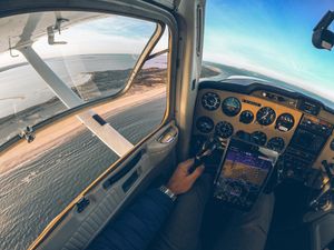 Image post by @foreflight on Instagram