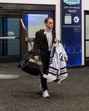 Image post by @unfhockey on Instagram