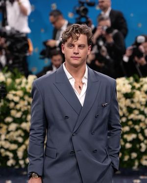 Image post by @voguemagazine on Instagram