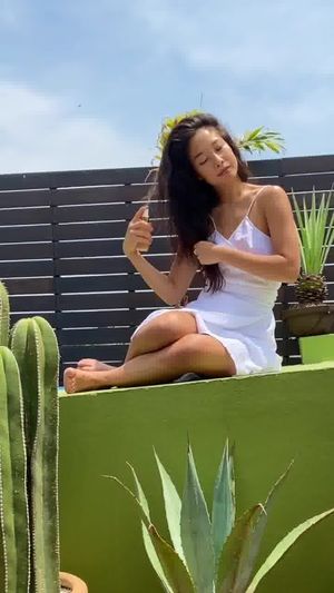 Video post by @RahuaBeauty on Facebook