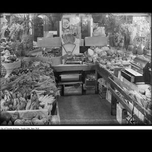 Image post by @toronto_archives on Instagram