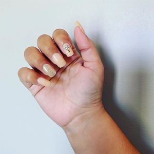 Image post by @impresslashes on Instagram