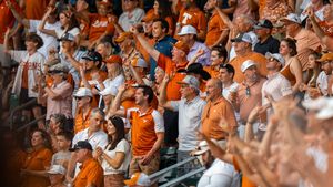 Image post by @TexasBaseball on Twitter