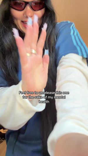 Video post by @laurenspencerspam on TikTok