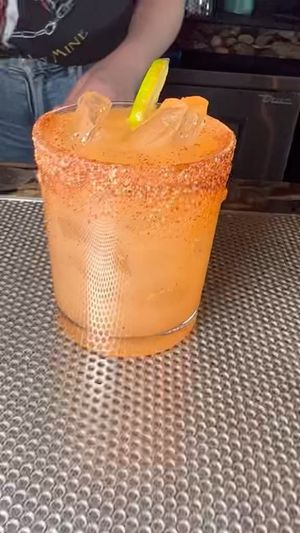 Video post by @lipsmackingfoodie on Instagram