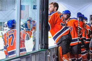 Image post by @UTEPHockeyClub on Twitter