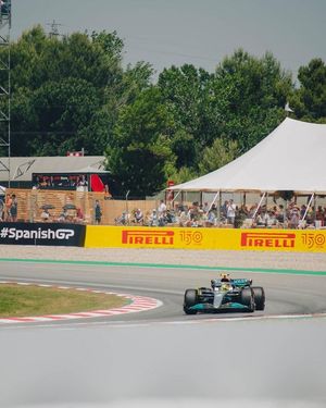 Image post by @nirusinghr on Facebook