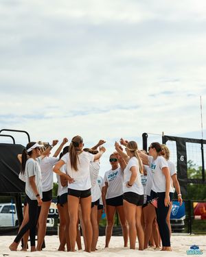 Image post by @uncwbeachvb on Instagram