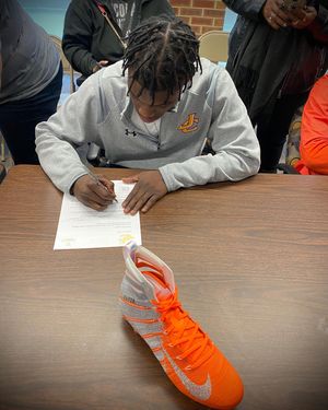 Image post by @estl_flyersfootball on Instagram