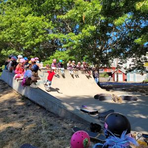 Image post by @skatelikeagirlsea on Instagram