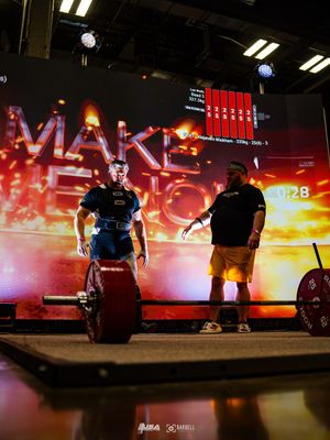 Image post by @usapowerlifting on Instagram