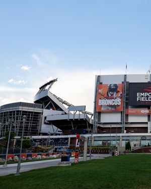 Image post by @broncos on Instagram